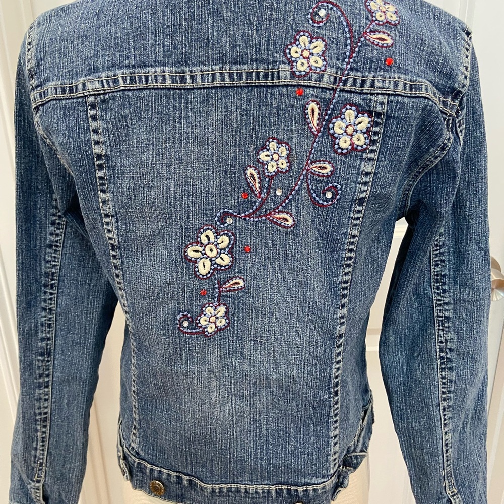 Embroidered Denim Jacket - Picture 5 of 10
